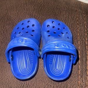 Infant/toddler crocs size 2/3